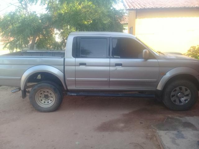 L200 - Foto 2