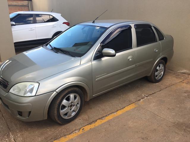 Corsa sedan premium 1.4 2009
