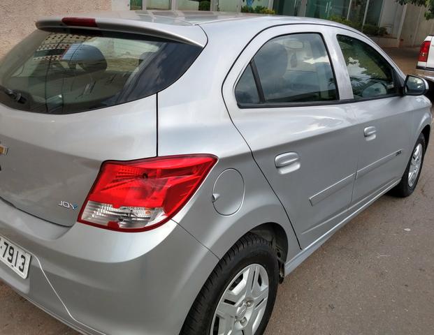 Vendo Onix Joy 1.0 Ano 2017/2018 Completo - Foto 4