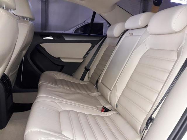 VOLKSWAGEN JETTA 2.0T - Foto 13