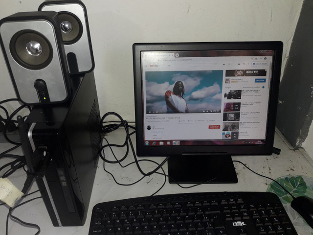 Vendo computador completo Wi-Fi, som home office - Foto 3