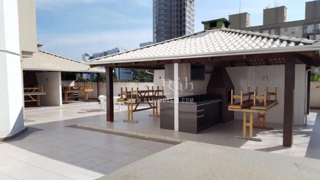 Apartamento mobiliado para locação com 3 dormitórios sendo 1 suite em Balneário Camboriú