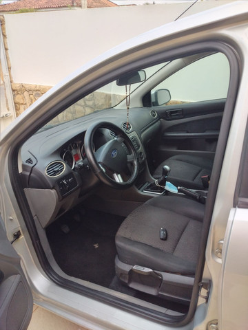 Ford Focus Harct 2010 1.6 - Foto 4
