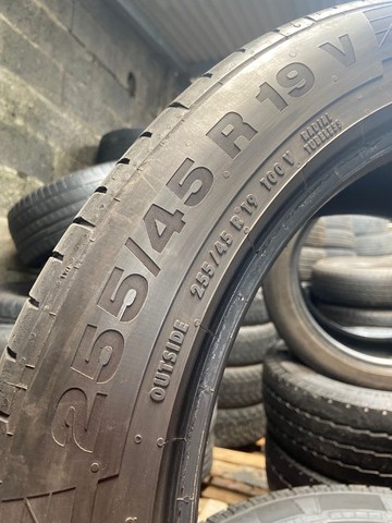 Pneus 255/45/19 continental contiSportContact5 meia vida sem defeitos (não são riscados) - Foto 5