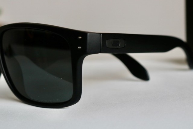 oculos de sol Oakley - Foto 4