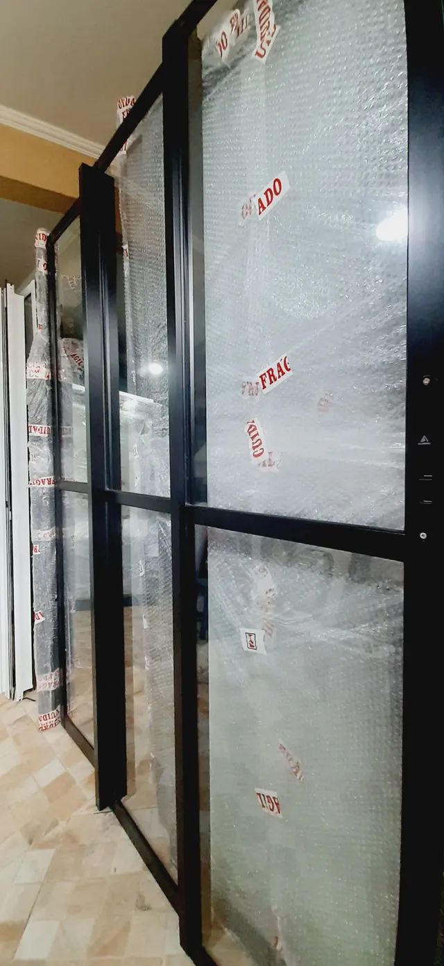 Porta balcão linha suprema black Friday