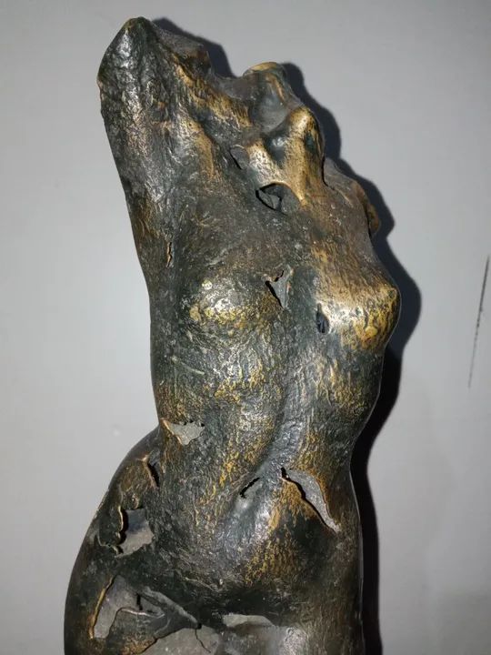 Escultura em bronze 64299512114689121