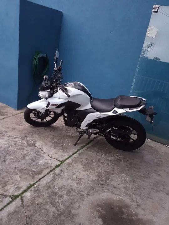 Yamaha Fazer 250 branca - Foto 2