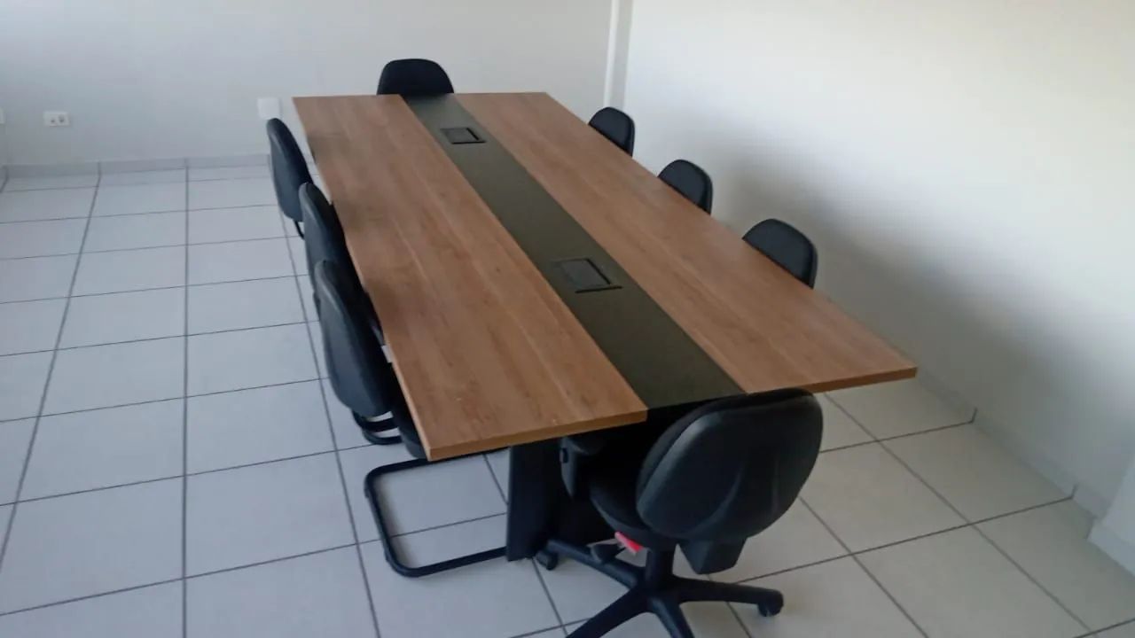 Mesa de reunião 