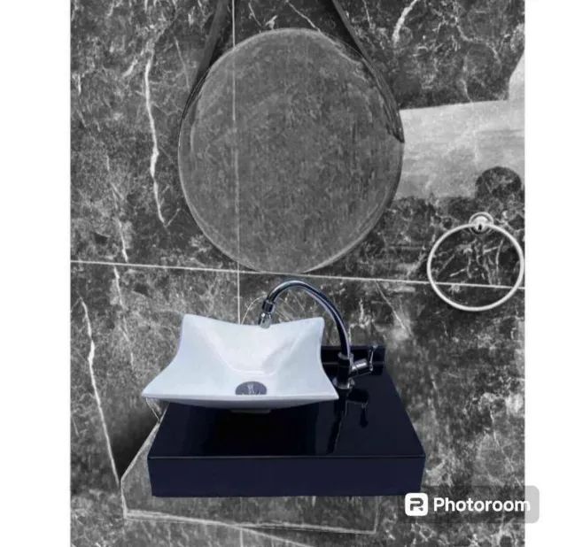 Pia Cuba Branca 29x29 e Bancada Preta 30x45 no mármore sintético para banheiro - Foto 2