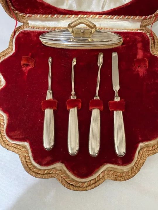 Estojo de manicure antigo - Foto 3