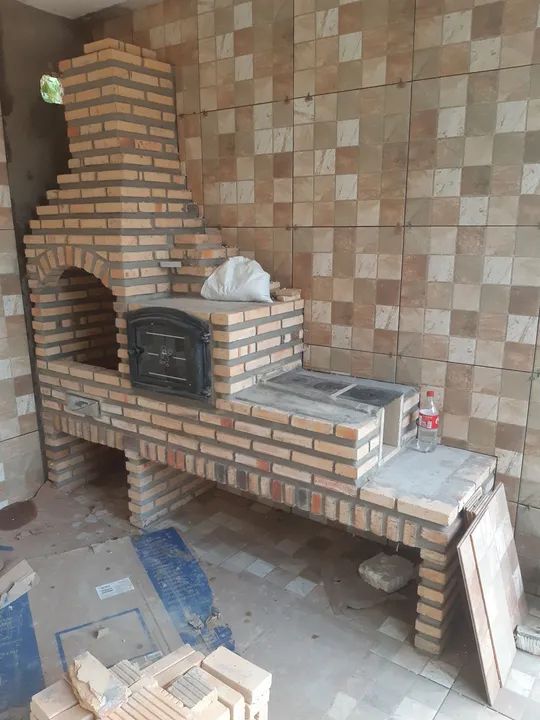 CHURRASQUEIRAS, FOGÕES A LENHA E FORNOS