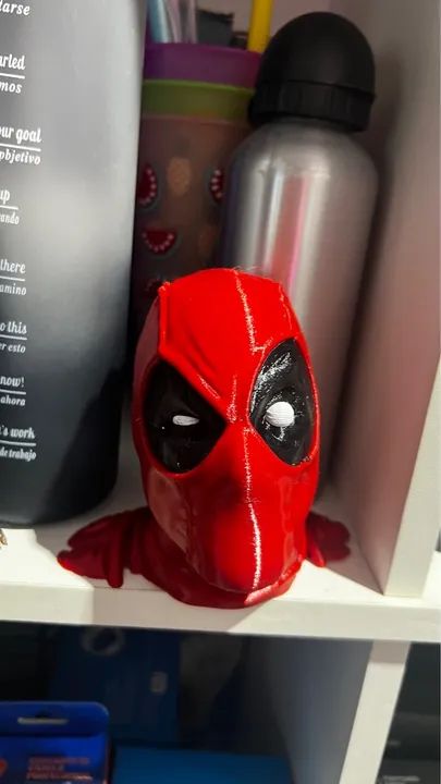 Cabeça Deadpool 3D 12cm super realista  - Foto 4