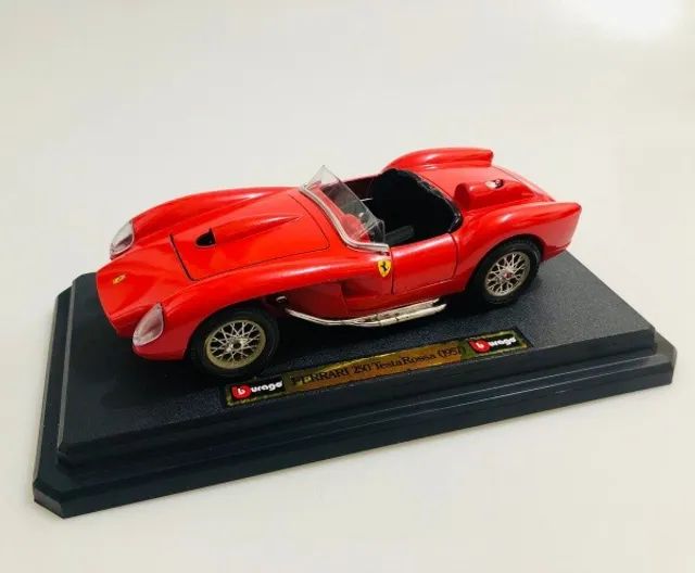 Miniatura Ferrari 250 Testarossa Bburago 1/24 (caixa)