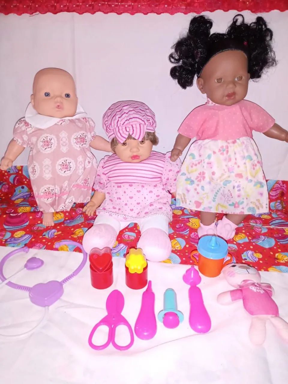 Kit 3 Bonecas Bebês +Acessórios  - Foto 3