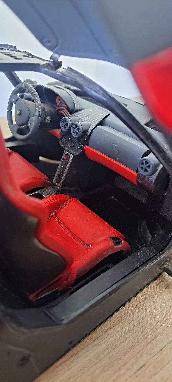 Sucata Ferrari Enzo DeAgostini-Colecionador - Foto 3