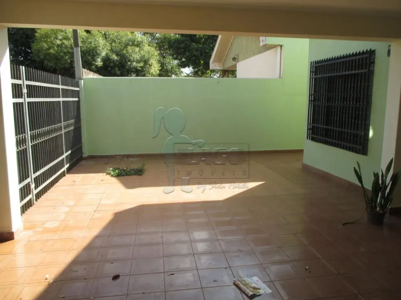 Casa de 136m² com 02 quartos para venda - Quintino Facci I