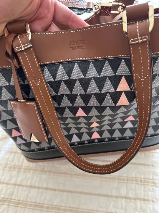 Bolsa de Ombro Triângulos SHUTZ - Foto 3