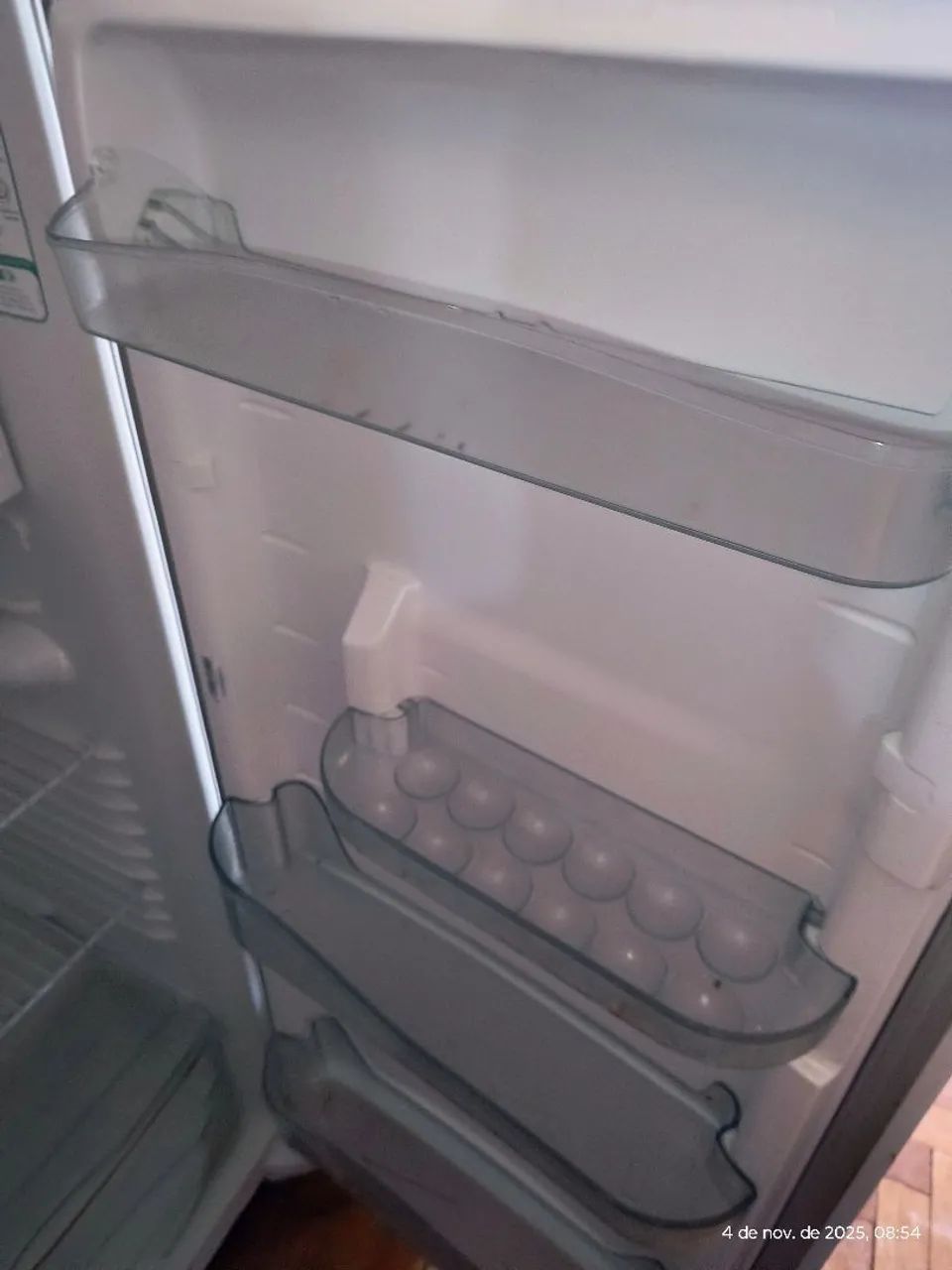 Vendo geladeira consul Frost 300 litros - Foto 3