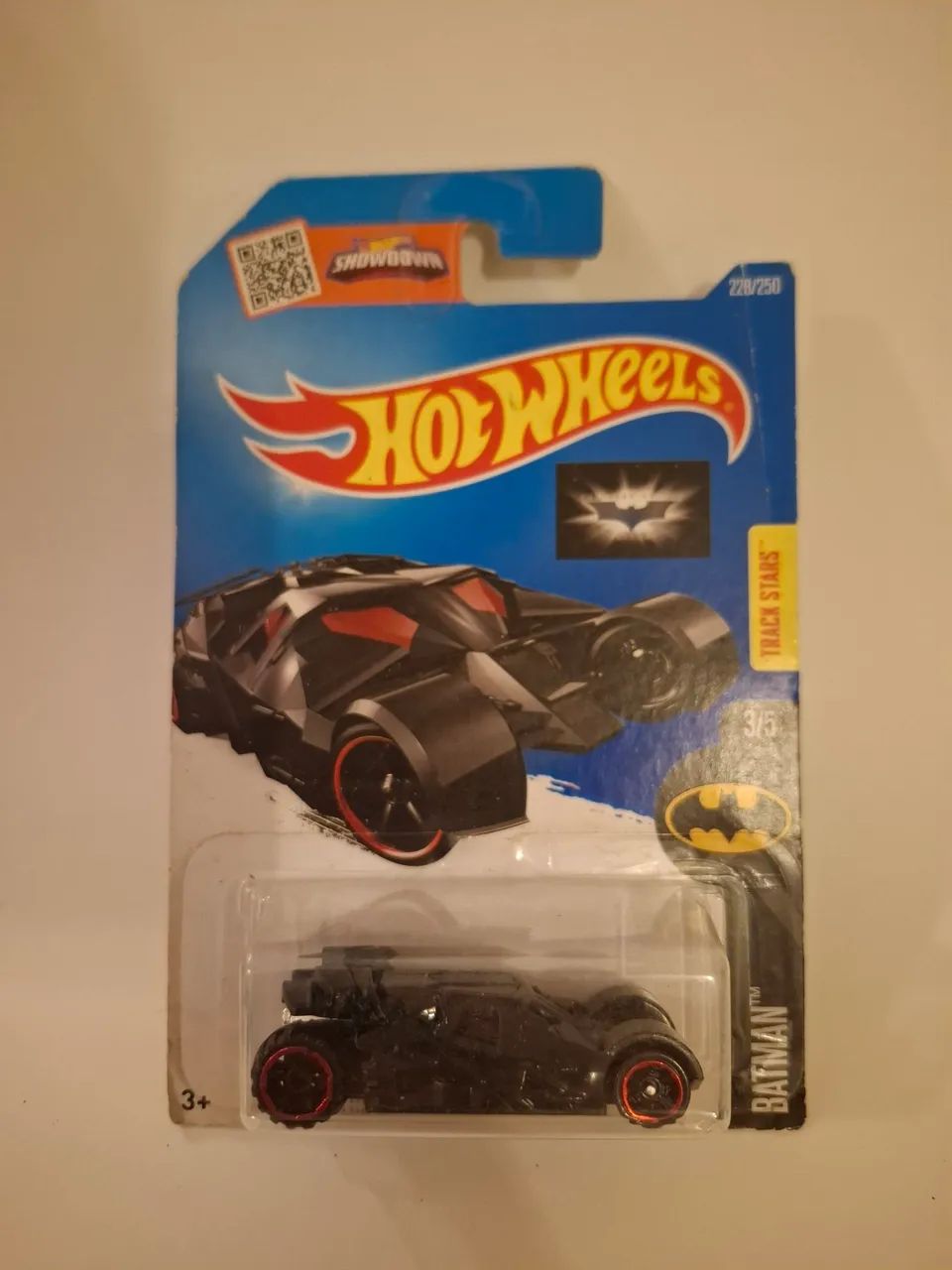 Batmobile Batman Returns Hot Wheels - Foto 2