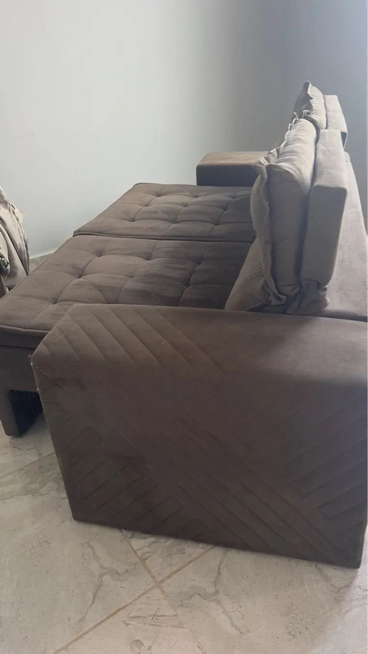 Sofá Retrátil Marrom 