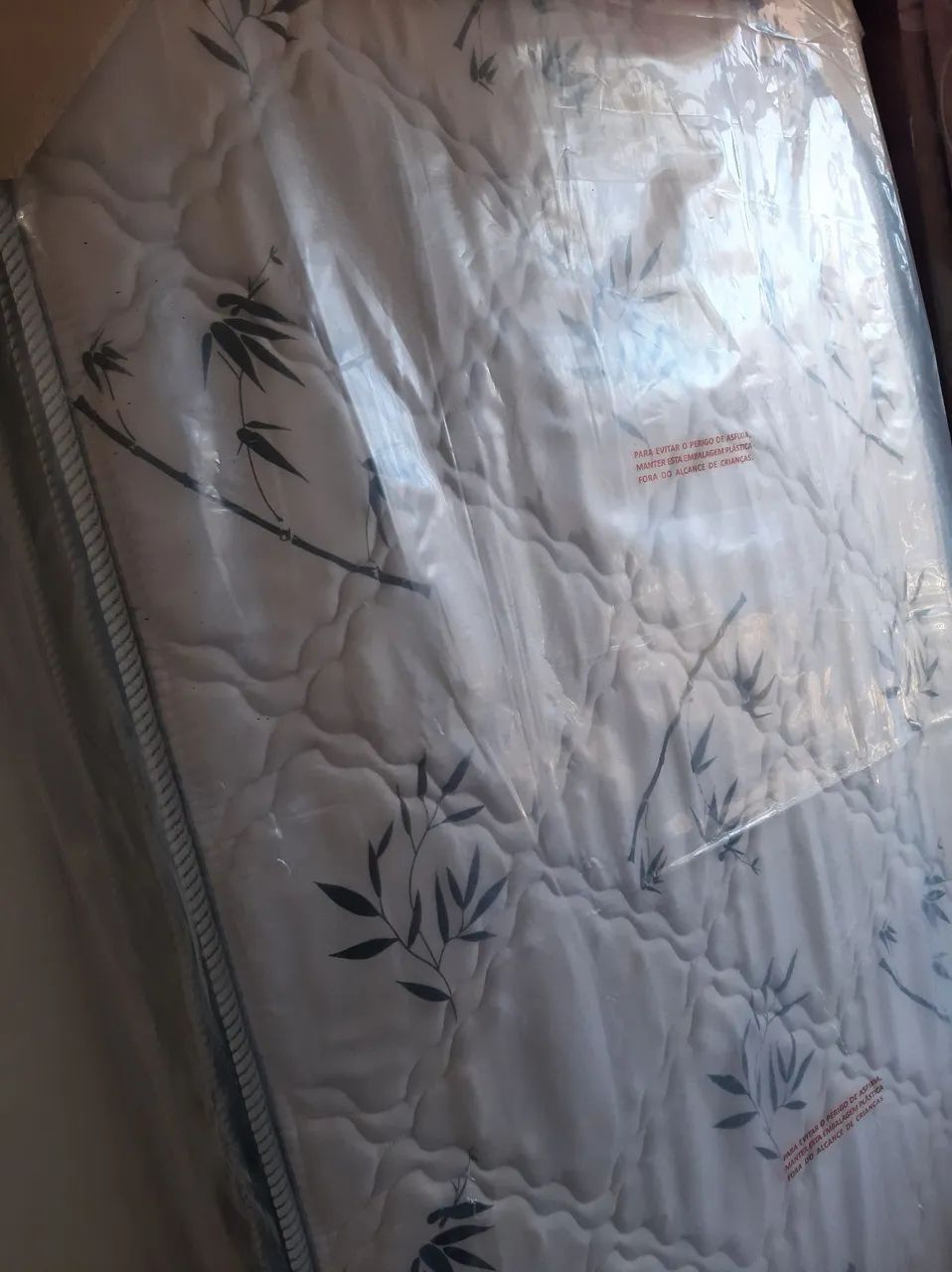 Cama box de solteiro novinha - Foto 3