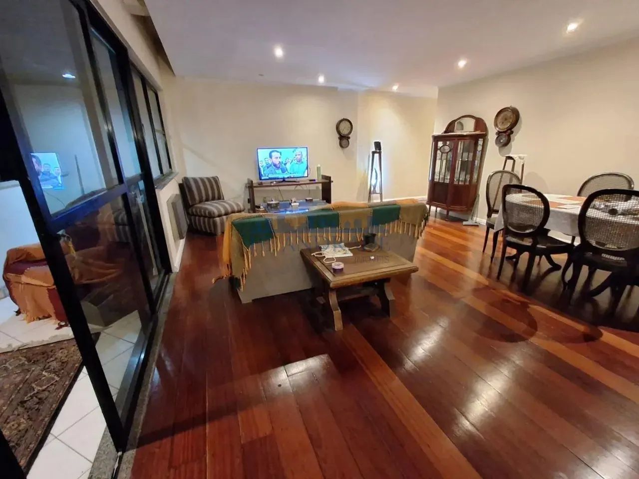 Jardim Oceânico  Frente | Varandão | 165 m² | 3 Quartos | 2 Vagas | 5 min do Metrô 1