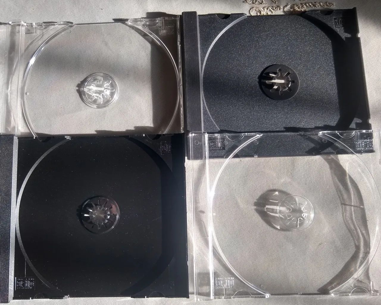 Miolo para Box de CDs. 0,70 a unidade!