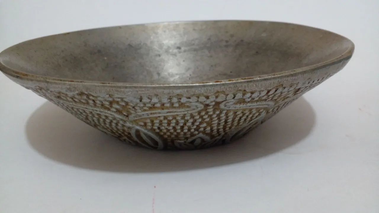 Tigela antiga de Metal - Foto 2