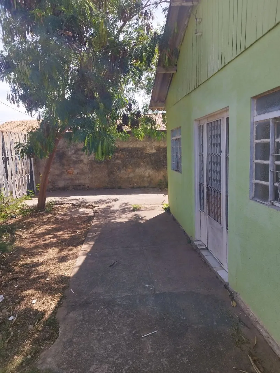 Alugo casa no parque Cuiabá R$ 750,00