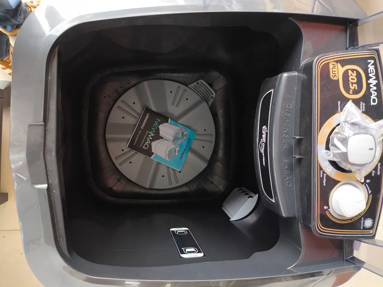 Tanquinho de Lavar Roupa Newmaq 20,5kg - Foto 4