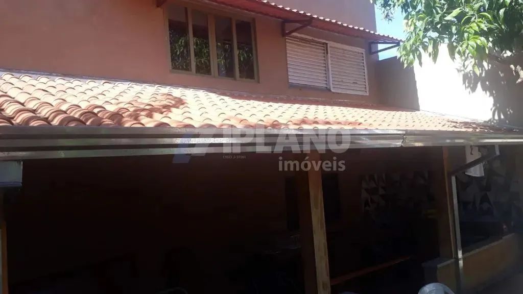 Chácara em Brodowski  Ampla, com sobrado e estrutura completa! - Foto 3