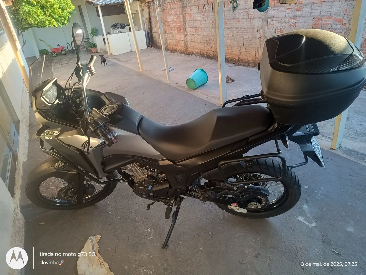 Sahara 300 novinha 