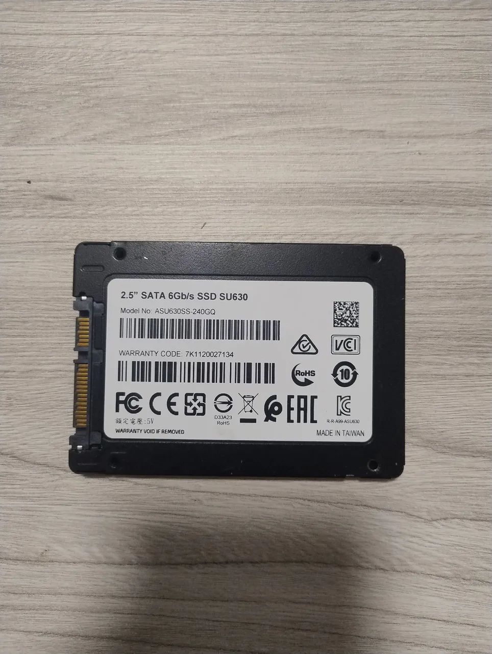 SSD ADATA 240 GB.64186563014530122