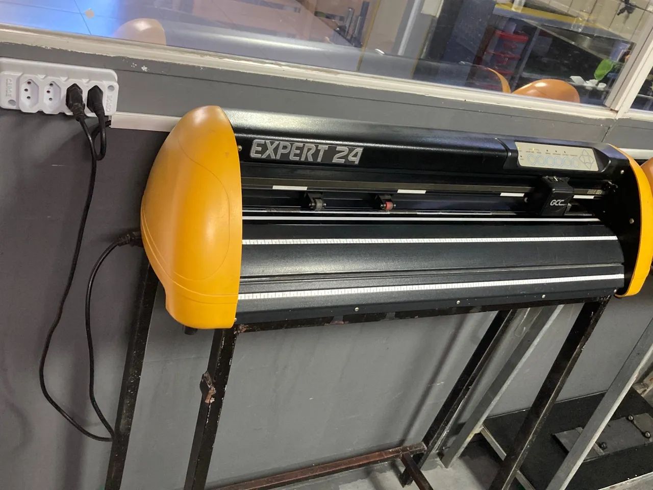 Plotter de Recorte GCC Expert 24