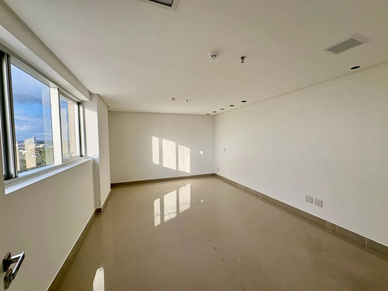 New York Square - Av 136 . Sala comercial - Foto 2