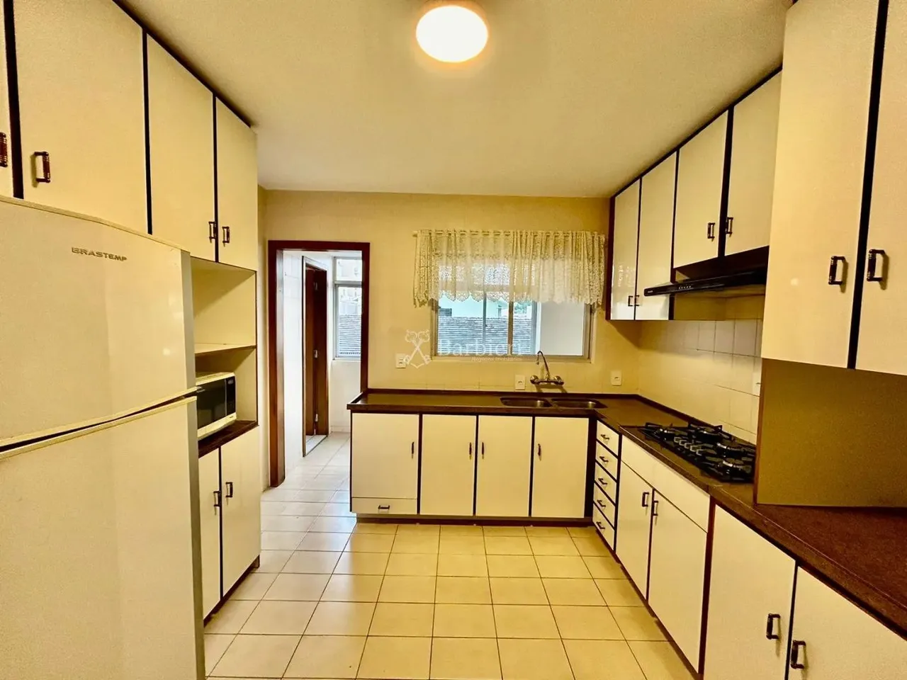Apartamento mobiliado com 3 quartos no Bairro Vila Nova em Blumenau/SC