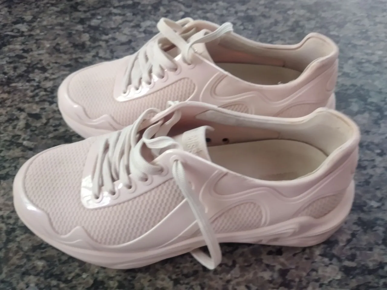Tenis melissa pouco usado 36