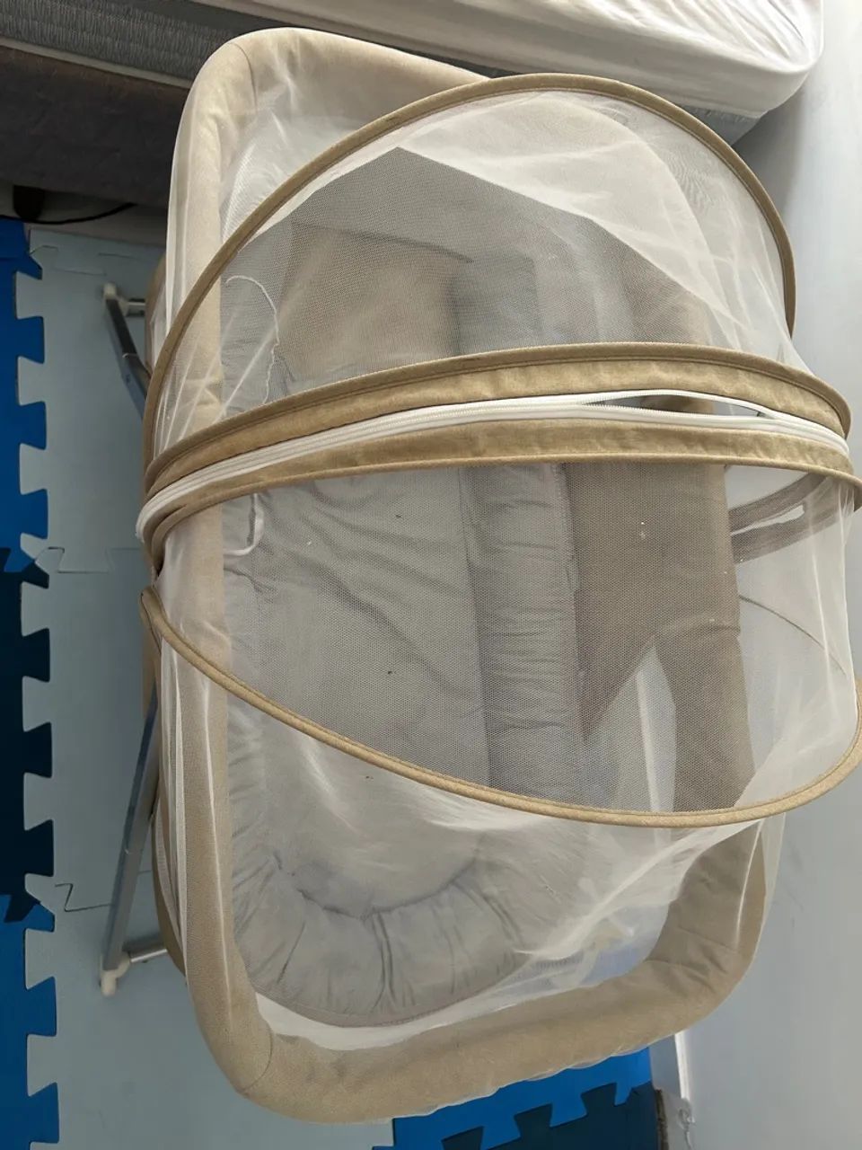 Berço dobrável com mosquiteiro64301928671490122