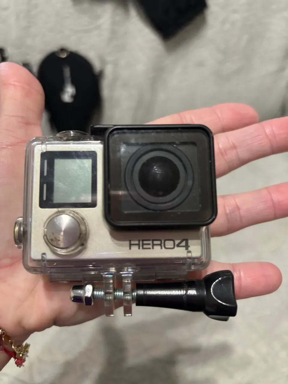 GoPro Hero 4 - Câmera de Ação acompanha estabilizador da câmera e a caixa à prova d?água