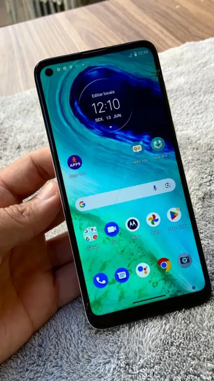 Moto g8