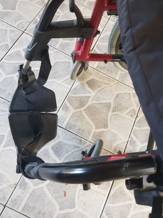 Cadeira ortopédica  - Foto 6