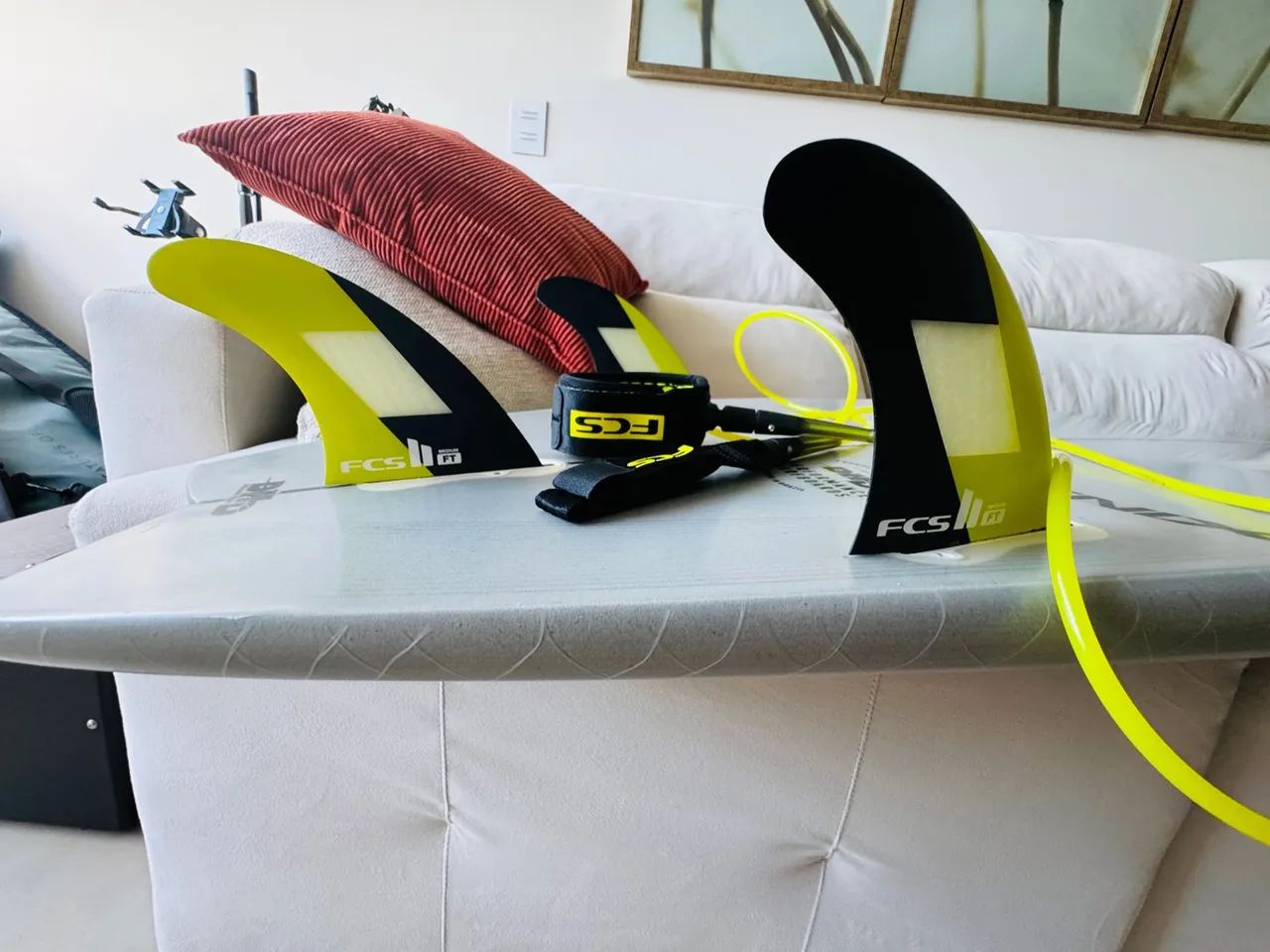 Prancha de Surf DHD PHOENIX + Quilhas e Leash FCS - Foto 5