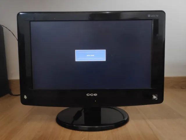 Monitor - Tv Cce 18,5 Polegadas.