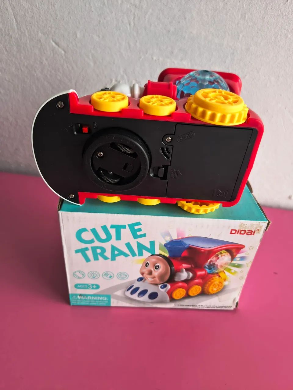 Trem de Brinquedo 'Cute Train' - Divertido e Colorido! - Foto 4