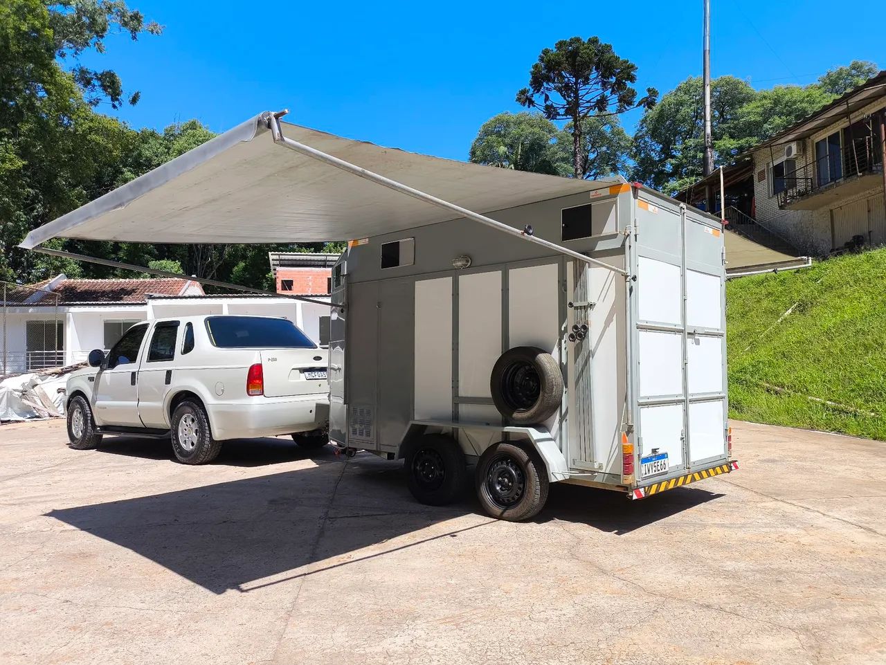 Reboque completo para rodeios - Foto 4