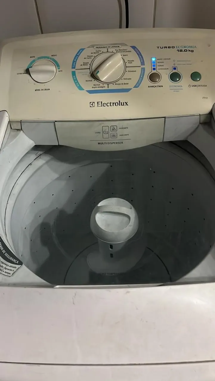 Máquina de Lavar Electrolux Turbo Economia 12kg