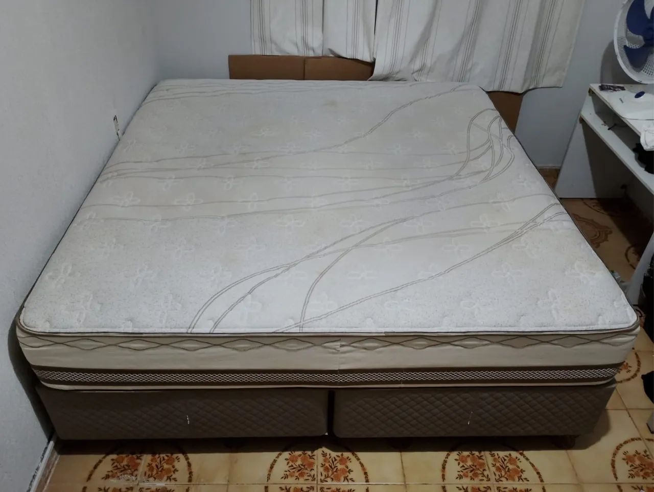 Cama king com nota fiscal 64842037854722120