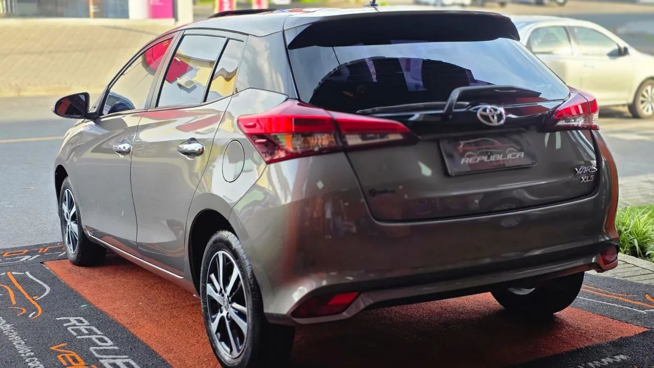 Yaris xls - Foto 4