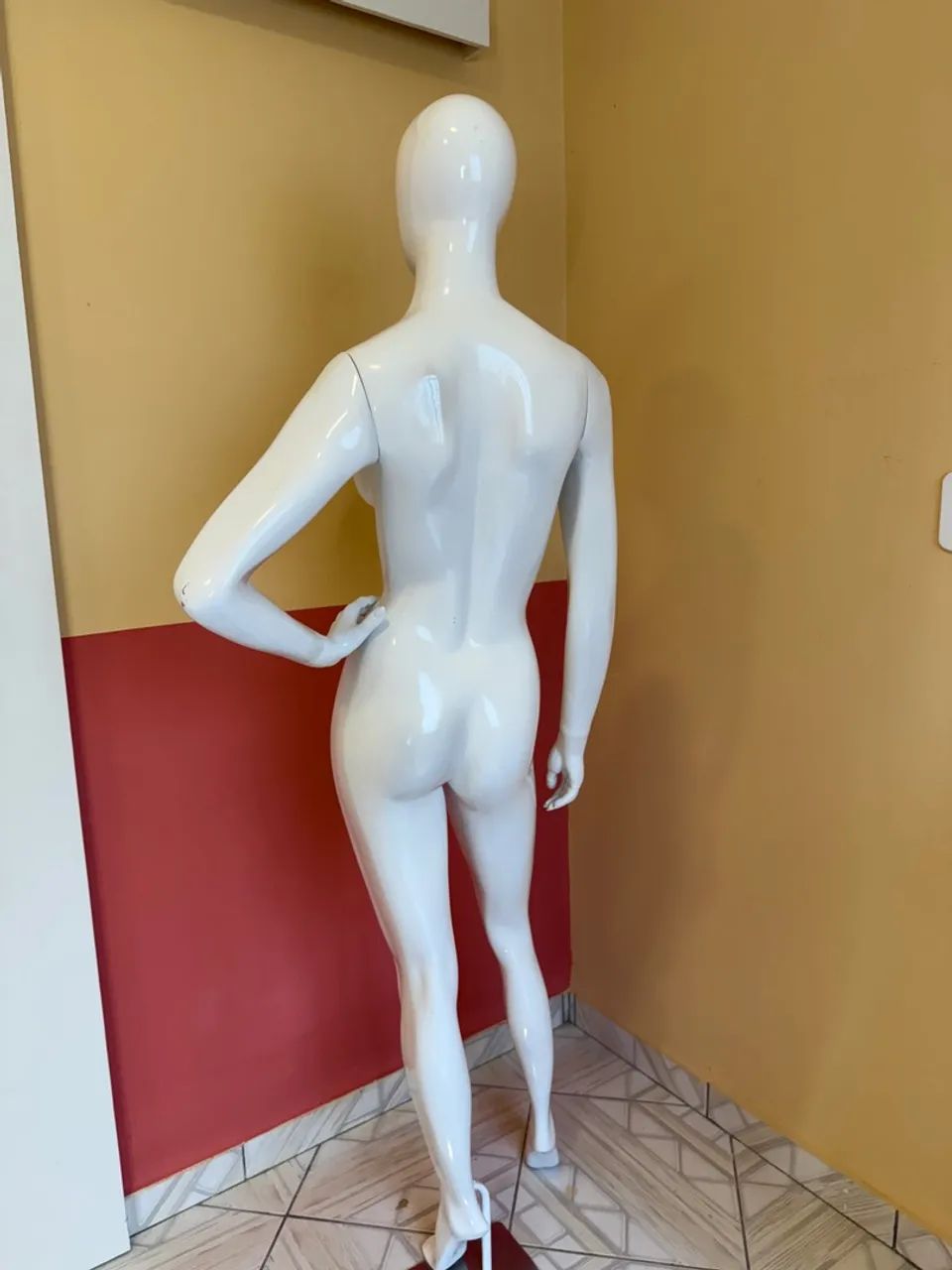 Manequim de Fibra Feminino - Branco